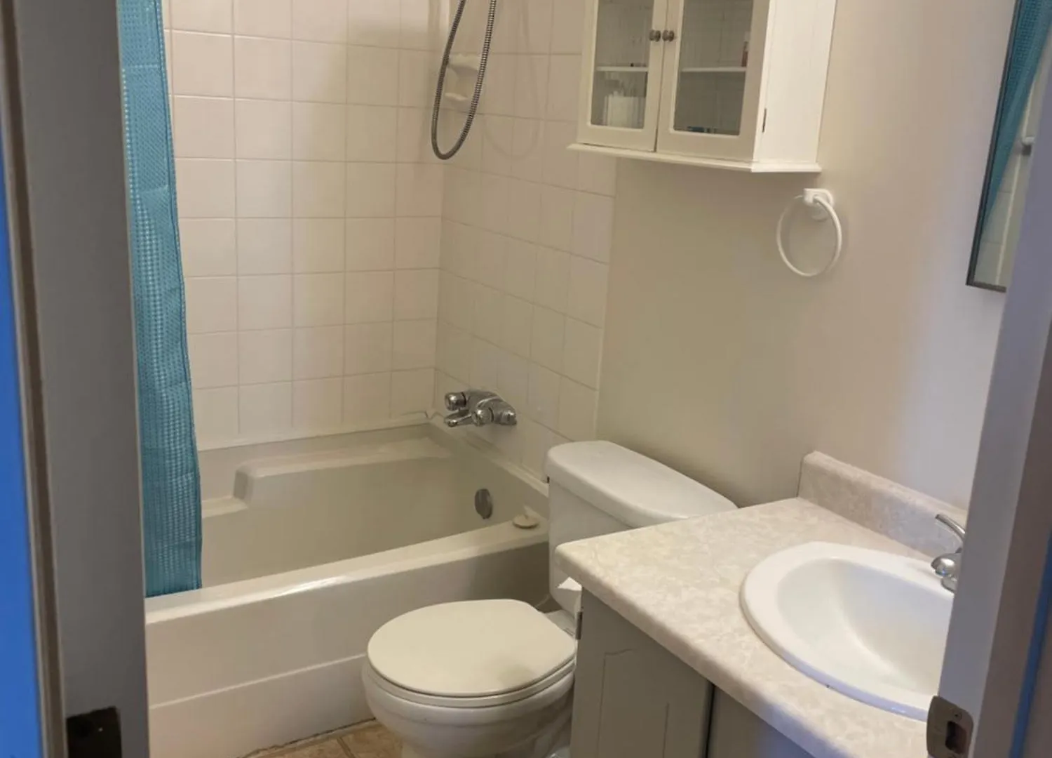 Cozy & Bright Private One-Bed Rm Daire Edmonton